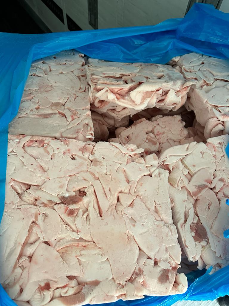Cutting fat hard without rind - big pcs (Porcine: Pork)